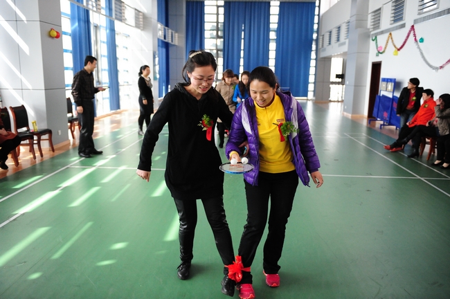 集团机关举办庆祝“三八”妇女节趣味文化活动