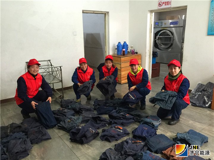 2019年3月5日，运河煤矿团委组织开展“学雷锋”活动（丁晓晓 马翠）.jpg