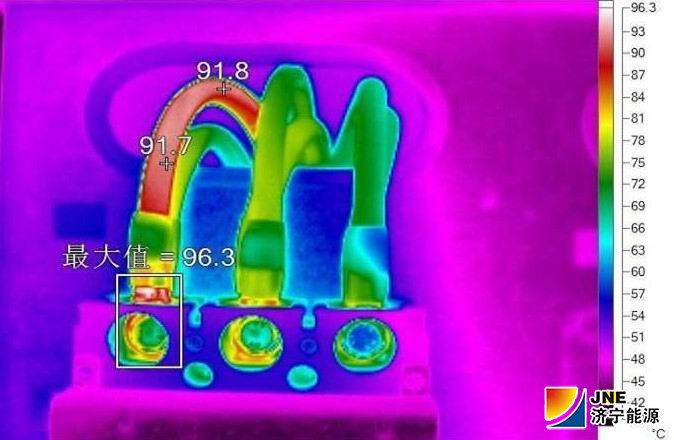 1588923385912577.jpg 2020年4月29日朱家峁煤矿检测设备热成像画面(张文广摄).jpg
