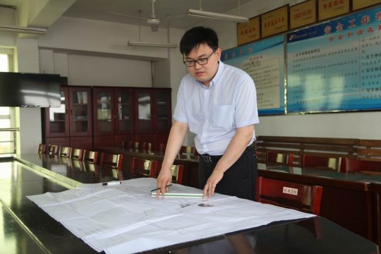 优秀技术人员事迹丨用技术在煤海作帆  在干事创业中乘风破浪