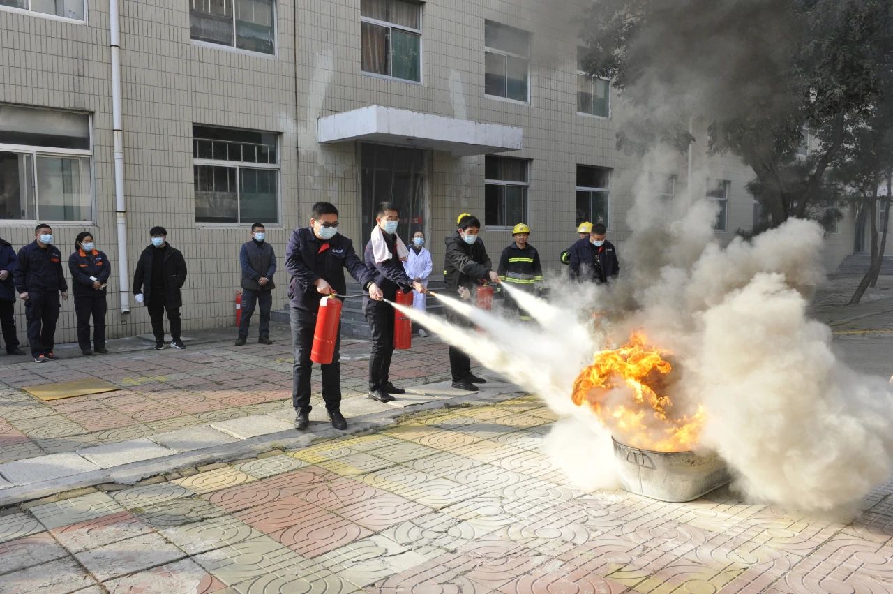 1607562911606695.jpg 运河煤矿:多举措落实集团公司安全生产紧急视频会议精神4.jpg