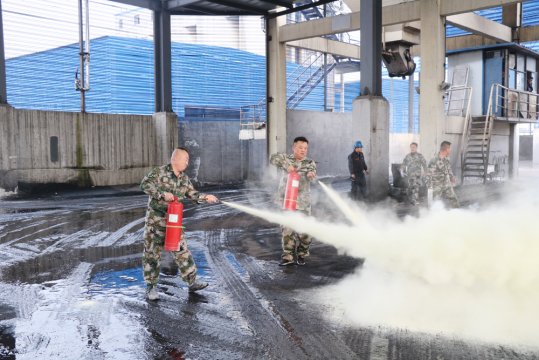 义桥煤矿开展地面火灾事故应急演练