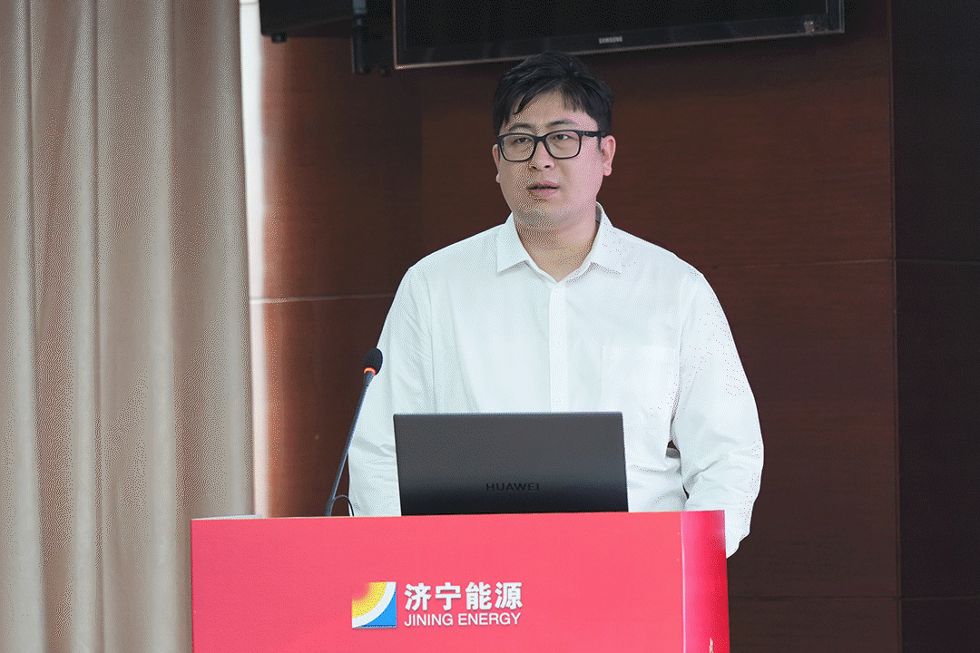 1699096832554550.gif 640.gif