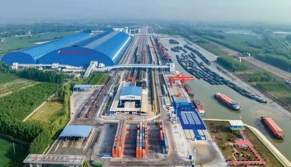 1705048561314175.jpg 000.jpg